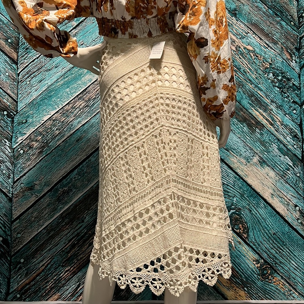 Crocheted Cotton Scalloped Hem Ivory Skirt, XSmall NWT - Picture 6 of 7
